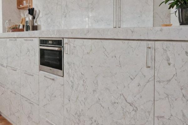 Custom Kitchen Cabinets